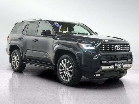 Used 2025 Toyota 4Runner Limited AWD/4WD image 7