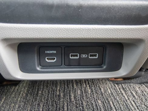 Used 2021 Honda Odyssey Touring image 45
