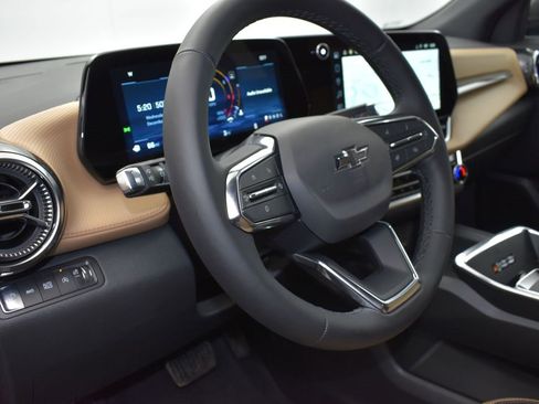 New 2026 Chevrolet Equinox ACTIV w/ Convenience Package III image 12