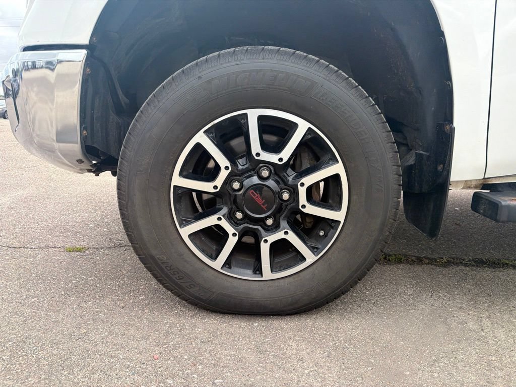 Used 2016 Toyota Tundra SR5 AWD/4WD image 25