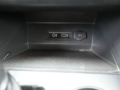 Used 2019 Volkswagen Atlas SE image 28