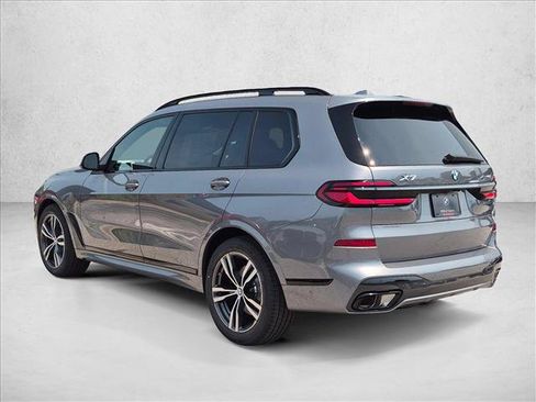 New 2027 BMW X7 xDrive40i w/ M Sport Package AWD/4WD image 9