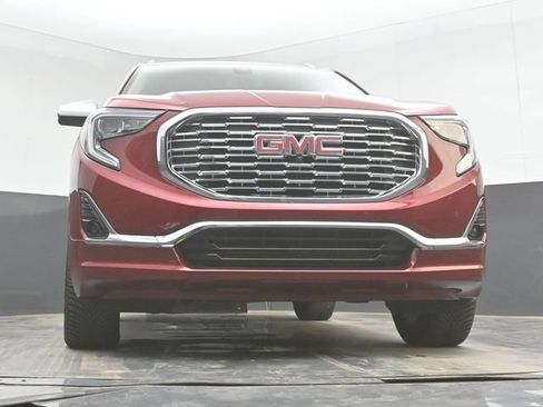 Used 2018 GMC Terrain Denali w/ Advanced Safety Package AWD/4WD image 41