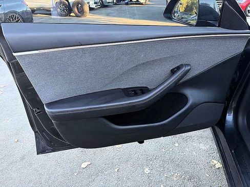 Used 2025 Tesla Model 3 Long Range RWD image 14