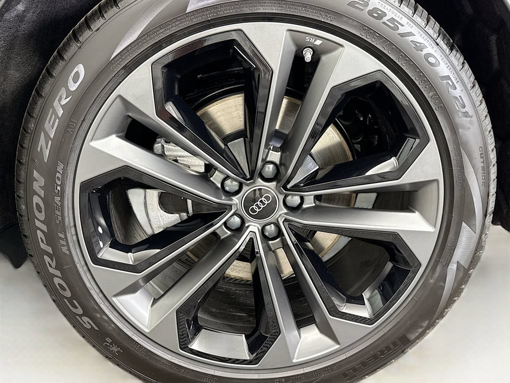 Used 2026 Audi Q7 3.0T Premium Plus w/ Premium Plus Package AWD/4WD image 29