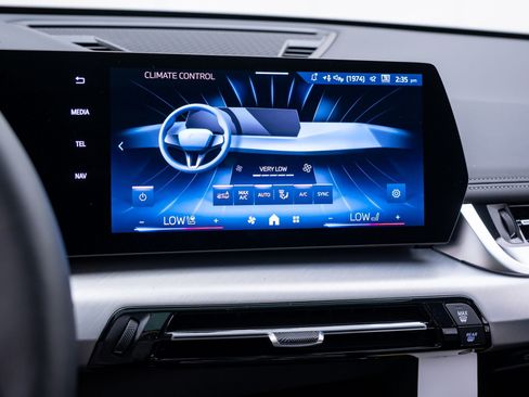 New 2026 BMW X1 xDrive28i w/ Technology Package AWD/4WD image 26