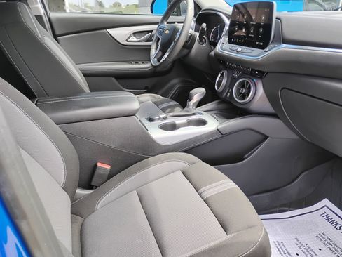 Used 2024 Chevrolet Blazer LT w/ Convenience Package FWD image 20