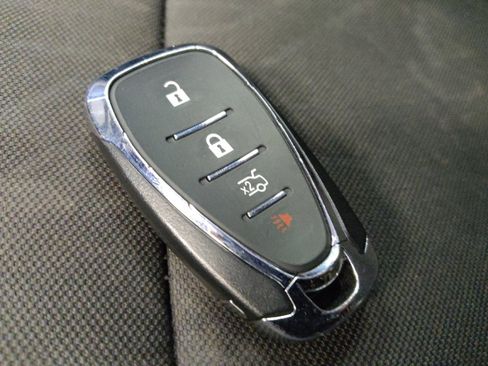 Used 2021 Chevrolet Trax LT w/ Sport Edition FWD image 32