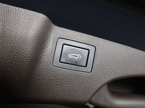 Used 2017 Hyundai Santa Fe Sport image 19