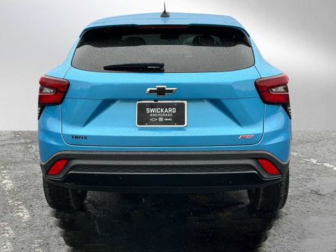 Certified 2025 Chevrolet Trax RS w/ Sunroof Package image 6
