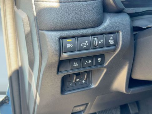 Used 2024 Toyota Land Cruiser 4WD (Natl) image 17