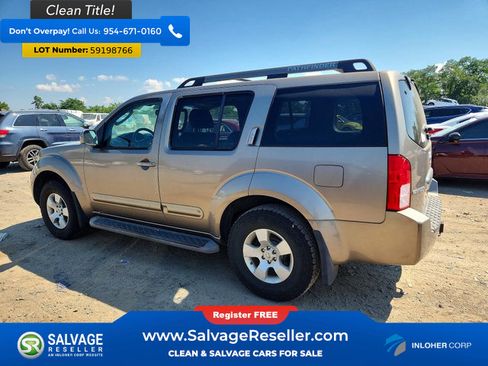 Used 2005 Nissan Pathfinder SE w/ (P01) Se Premium Pkg AWD/4WD image 3