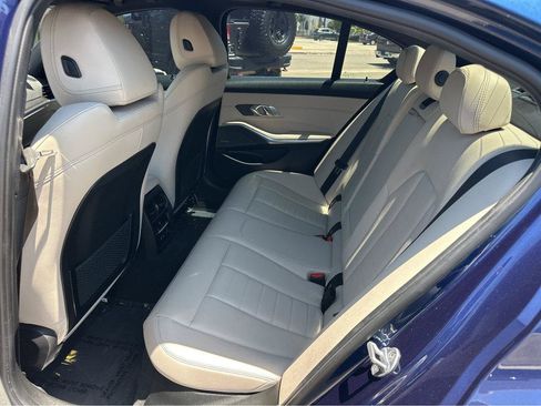 Used 2019 BMW 330i xDrive Sedan w/ Premium Package AWD/4WD image 10
