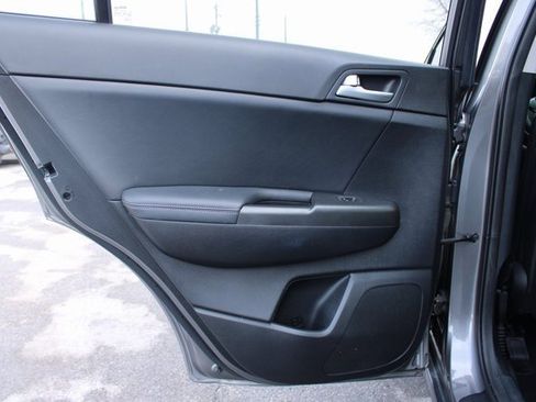 Used 2017 Kia Sportage EX w/ EX Technology Package image 32