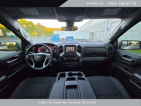 Used 2022 Chevrolet Silverado 1500 Custom w/ Safety Confidence Package AWD/4WD image 15