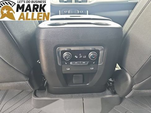 Used 2023 Chevrolet Suburban Premier w/ Premium Package 2 AWD/4WD image 22