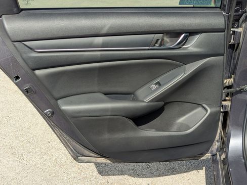 Used 2020 Honda Accord LX image 15