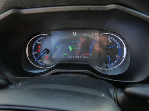 Certified 2024 Toyota RAV4 LE image 22