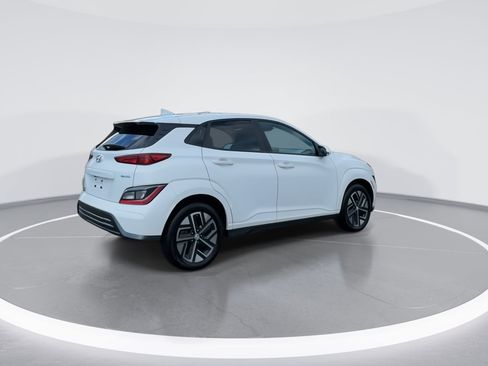 Certified 2022 Hyundai Kona SEL w/ Convenience Package image 7