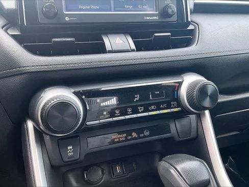 Used 2020 Toyota RAV4 LE w/ All Weather Liner Package FWD image 34