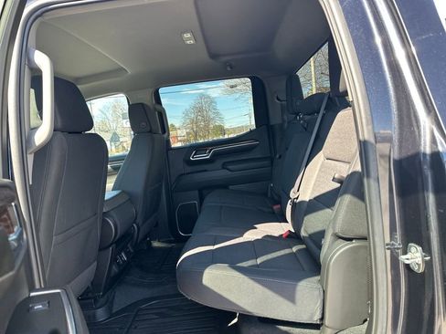 Used 2024 GMC Sierra 1500 Elevation image 21