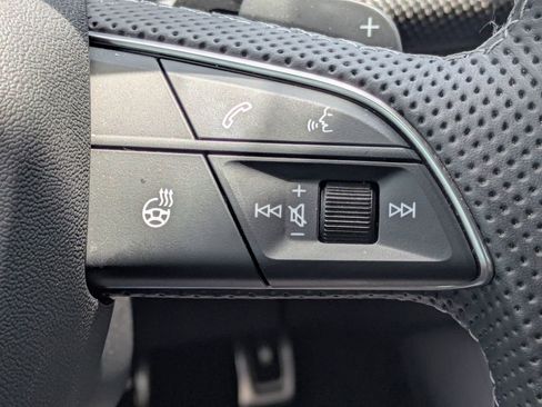 Used 2025 Audi SQ5 Premium Plus AWD/4WD image 37