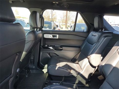 Used 2021 Ford Explorer ST w/ Equipment Group 401A image 12