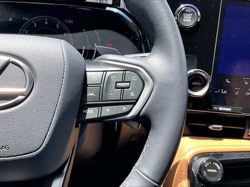 Used 2026 Lexus NX 350 AWD w/ Cold Area Package image 22