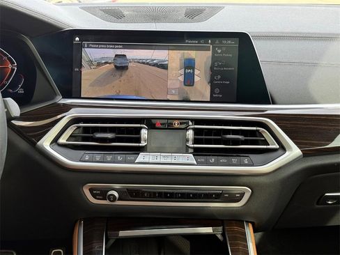 Used 2023 BMW X5 xDrive40i w/ Executive Package image 12