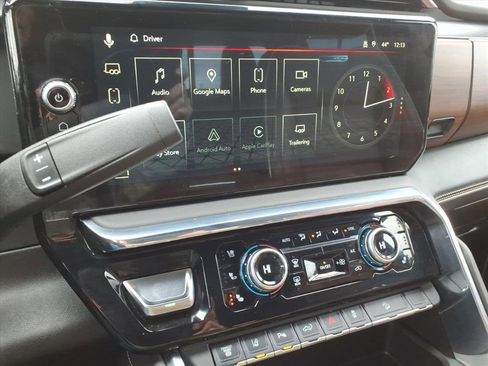 Used 2025 GMC Sierra 2500 Denali Ultimate image 26