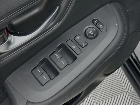 New 2026 Honda HR-V LX image 19