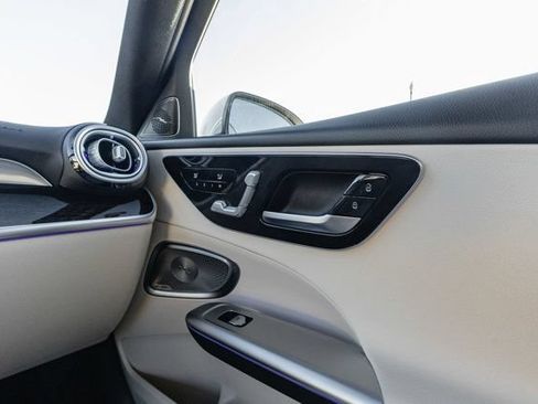 Used 2026 Mercedes-Benz C 300 4MATIC Sedan image 21