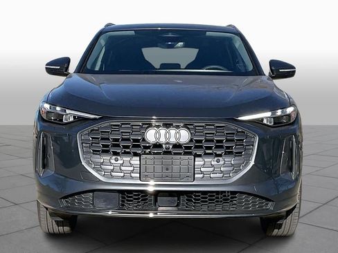 Certified 2025 Audi Q5 Premium Plus w/ Premium Plus image 3