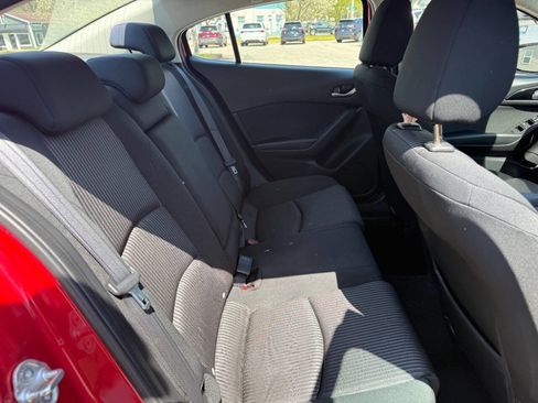 Used 2014 MAZDA MAZDA3 i Touring image 28