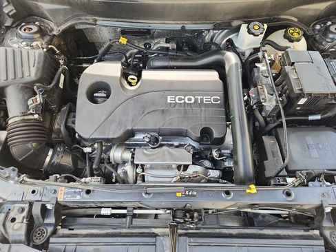 Used 2022 Chevrolet Equinox LT FWD image 28