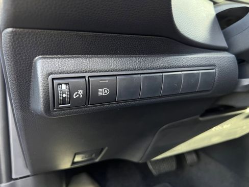 New 2026 Toyota Corolla SE FWD image 34