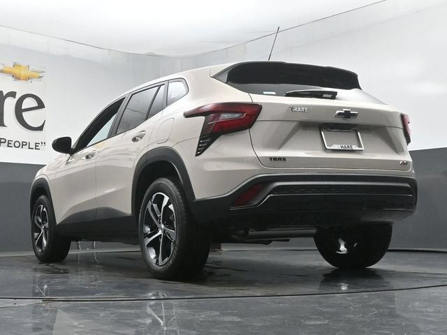 New 2026 Chevrolet Trax RS FWD image 5