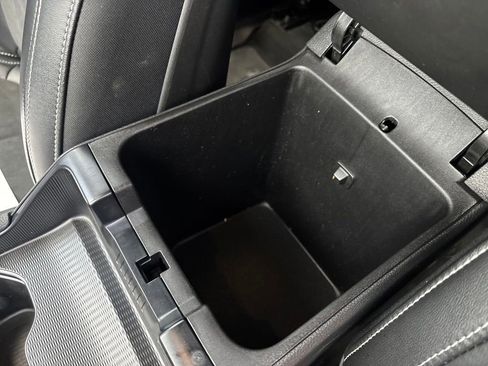 Used 2024 Jeep Grand Cherokee L Altitude image 29