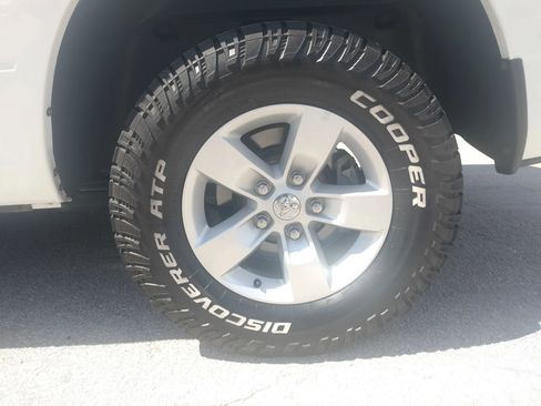 Used 2014 RAM 1500 Tradesman w/ Exterior Appearance Group RWD image 32
