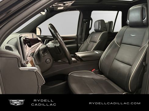 Used 2023 Cadillac Escalade Premium Luxury AWD/4WD image 10