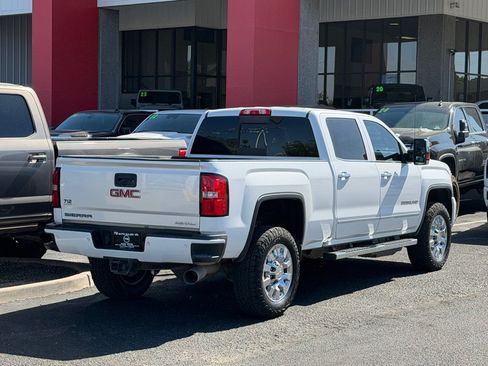 Used 2018 GMC Sierra 2500 Denali w/ Duramax Plus Package AWD/4WD image 44