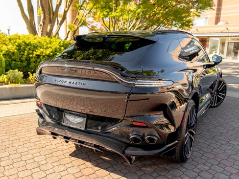 Used 2025 Aston Martin DBX 707 image 58