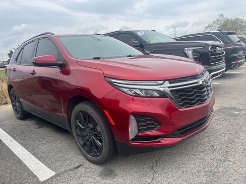 Used 2022 Chevrolet Equinox RS w/ RS Leather Package image 3