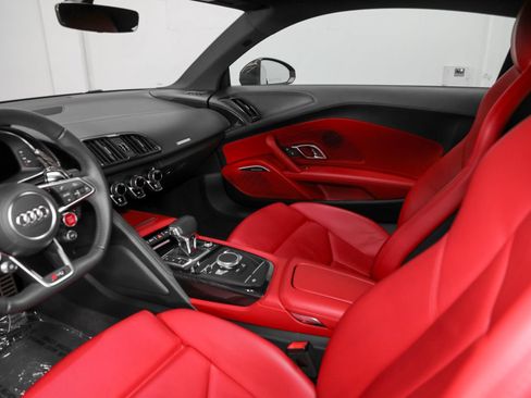 Used 2018 Audi R8 V10 plus AWD/4WD image 11
