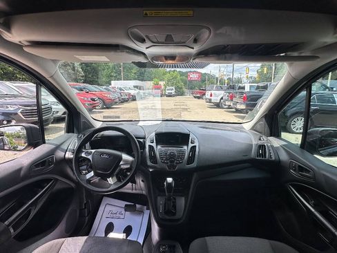 Used 2017 Ford Transit Connect XL FWD image 9