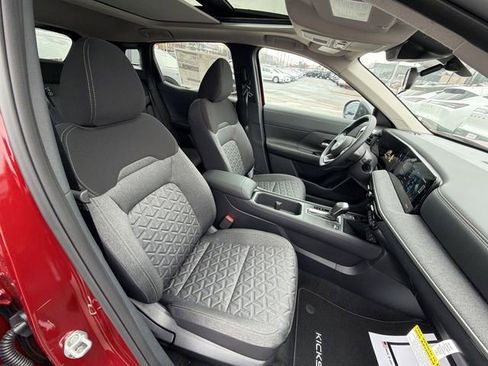 New 2026 Nissan Kicks SV w/ SV Premium Package image 24
