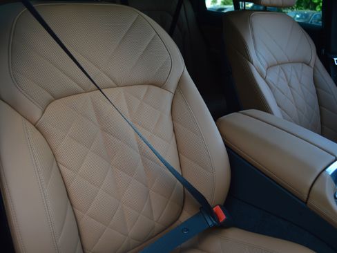 Certified 2026 BMW X5 sDrive40i image 39