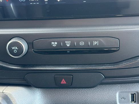 New 2026 Ford Transit 250 148 Medium Roof Extended AWD w/ Load Area Protection Package image 20