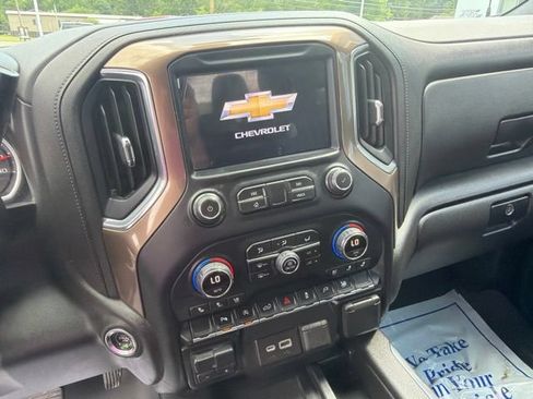 Used 2020 Chevrolet Silverado 1500 High Country w/ LPO, Dark Essentials Package AWD/4WD image 5