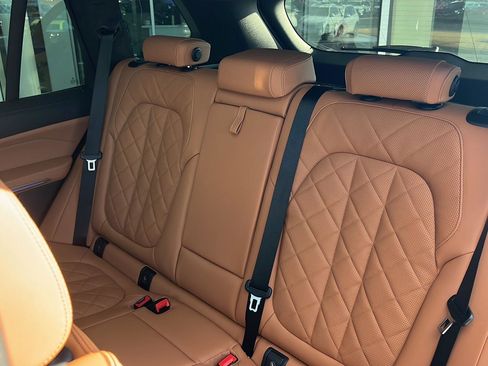 New 2026 BMW X5 sDrive40i image 31